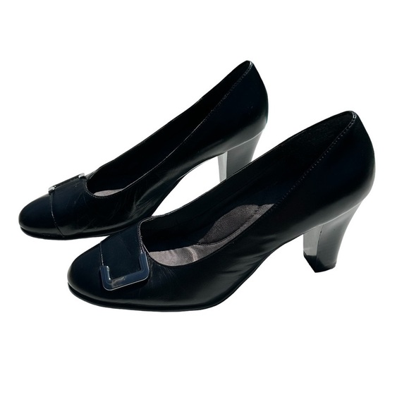 Aerosoles Heelrest "Colorado" Black Leather Pump, Silver Buckle, 9.5 - Picture 4 of 10